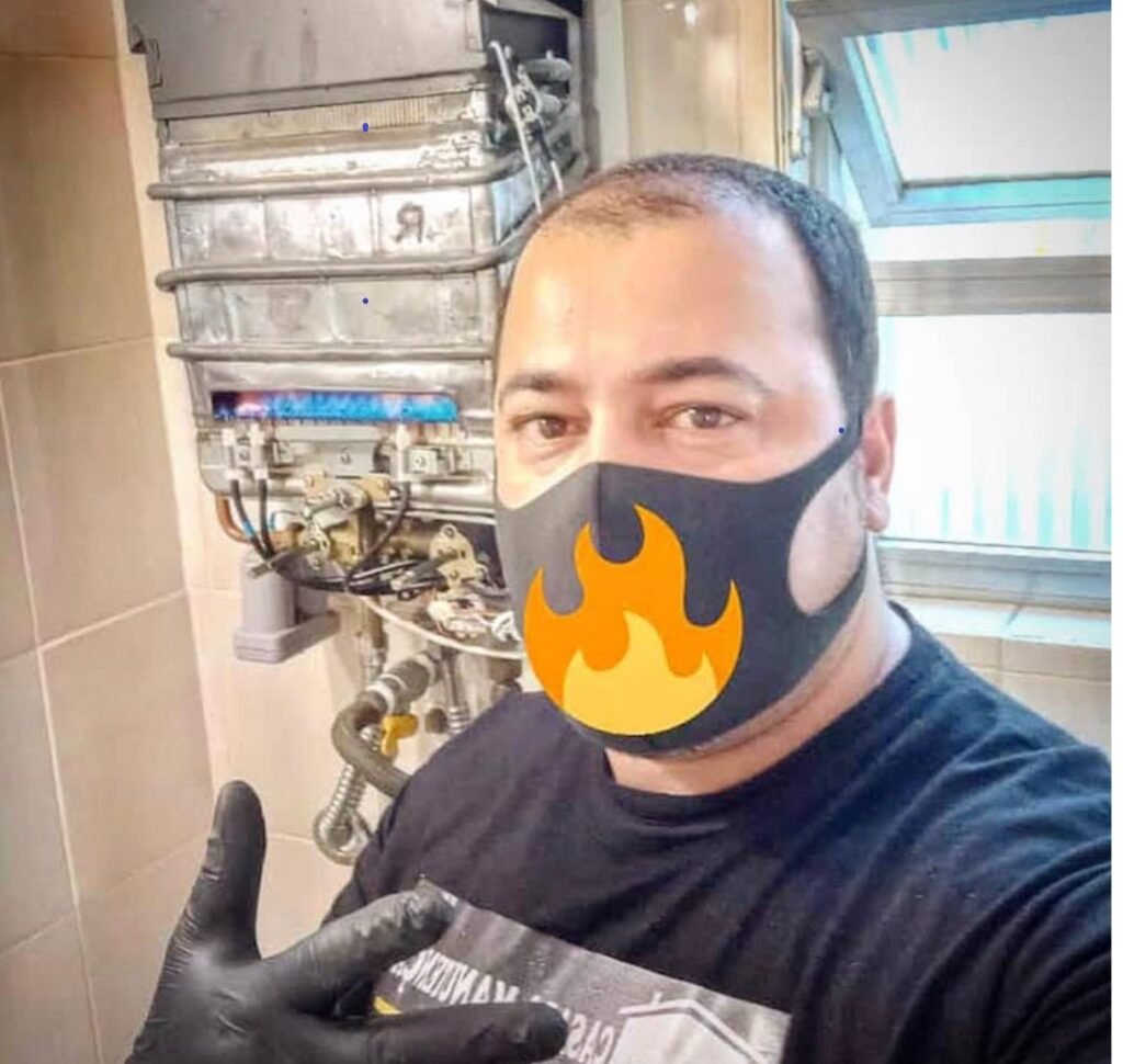 Assistência Técnica de Aquecedor Lorenzetti no Rio de Janeiro | Reparos CariocaEspecialistas em conserto, manutenção e instalação de aquecedores Lorenzetti no Rio de Janeiro. Atendimento rápido e técnico qualificado. Agende agora!🛠️ Assistência Técnica de Aquecedor Lorenzetti – Reparos Carioca AquecedoresSe você precisa de conserto, manutenção ou instalação de aquecedor Lorenzetti no Rio de Janeiro, conte com a experiência da Reparos Carioca Aquecedores. Atendemos com agilidade, segurança e profissionais qualificados, garantindo o melhor desempenho para o seu equipamento.Somos especializados em modelos Lorenzetti digitais e mecânicos, trabalhando com peças originais, diagnóstico preciso e atendimento direto via WhatsApp.✅ Por que escolher a Reparos Carioca?Mais de 10 anos de experiência em aquecedores LorenzettiAtendimento em toda a cidade do Rio de JaneiroTécnicos capacitados e certificadosServiços com garantia e nota fiscalAtendimento rápido pelo WhatsApp e telefoneTrabalhamos com modelos como LZ 750, LZ 1600, LZ 2300D, LZ 2500D, LZ 3000D, entre outros🔧 Nossos Serviços para Aquecedores LorenzettiConserto de aquecedor LorenzettiLimpeza e manutenção preventivaTroca de peças originais (sensor, válvula, micro interruptor, entre outros)Conversão de gás GLP para GN e vice-versaInstalação técnica com adequação à norma da Naturgy📍 Regiões AtendidasZona OesteBarra da Tijuca, Recreio dos Bandeirantes, Jacarepaguá, Vargem Grande, Campo GrandeZona SulCopacabana, Laranjeiras, Botafogo, Jardim Botânico, GlóriaZona NorteMéier, Tijuca, Vila Isabel, Maracanã📞 Agende sua Visita Técnica!